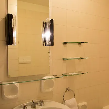 Castelvecchio מלון דירות 2*