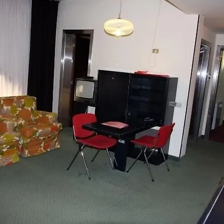 Aparthotel Castelvecchio 2*