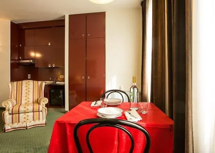 Castelvecchio Aparthotel Verona