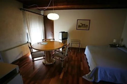 Castelvecchio Aparthotel 2*